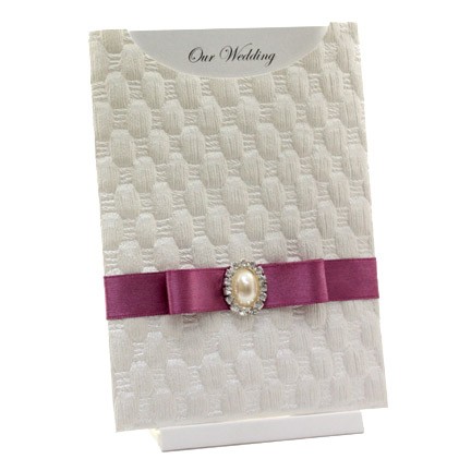 Wedding Invitation - C6 Glamour Pocket Thunder White Pearl Oval Cluster
